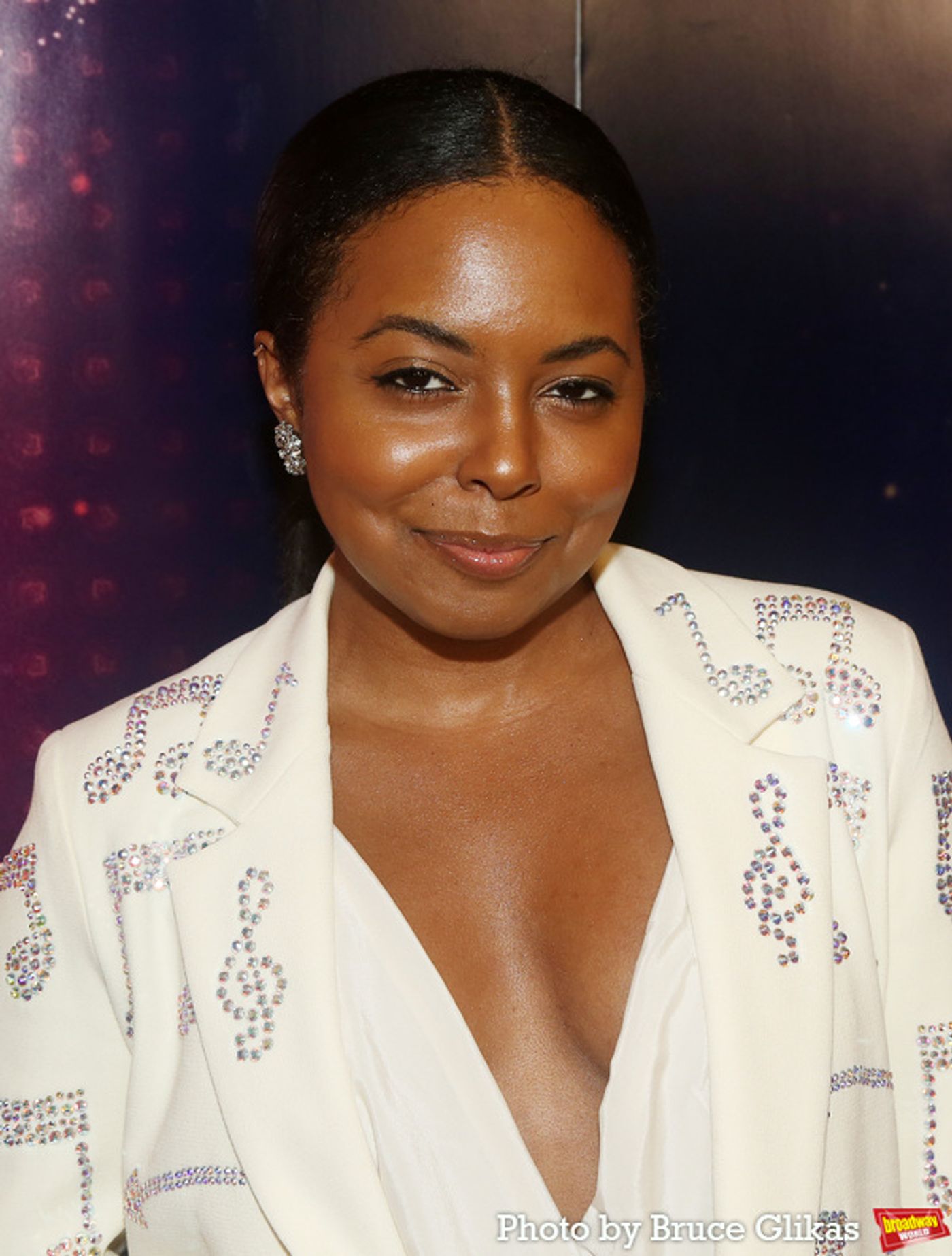 Photos: Stars Walk the Pink Carpet at ONCE UPON A ONE MORE TIME Opening Night!  Image