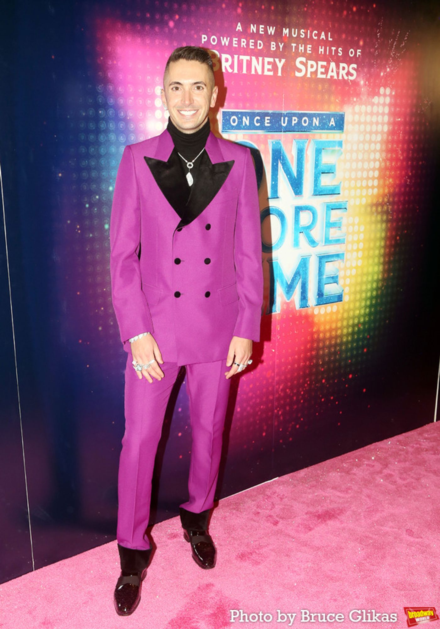 Photos: Stars Walk the Pink Carpet at ONCE UPON A ONE MORE TIME Opening Night!  Image