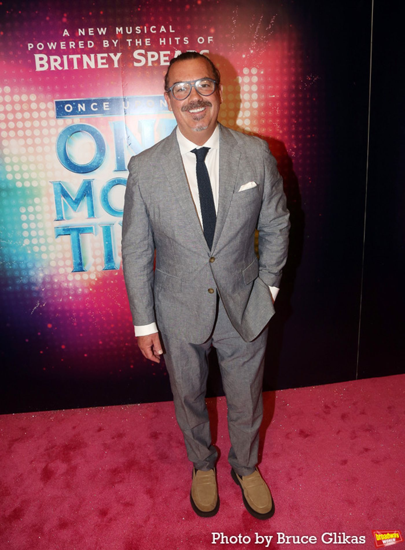 Photos: Stars Walk the Pink Carpet at ONCE UPON A ONE MORE TIME Opening Night!  Image