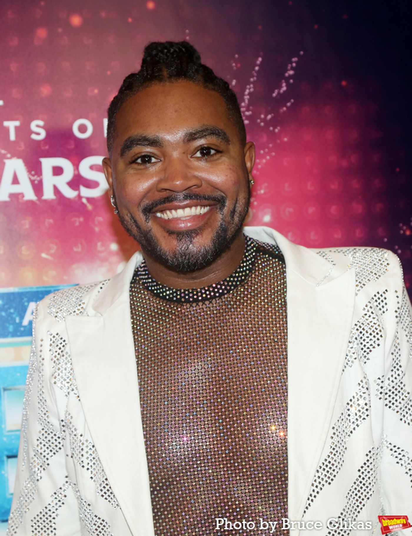 Photos: Stars Walk the Pink Carpet at ONCE UPON A ONE MORE TIME Opening Night!  Image