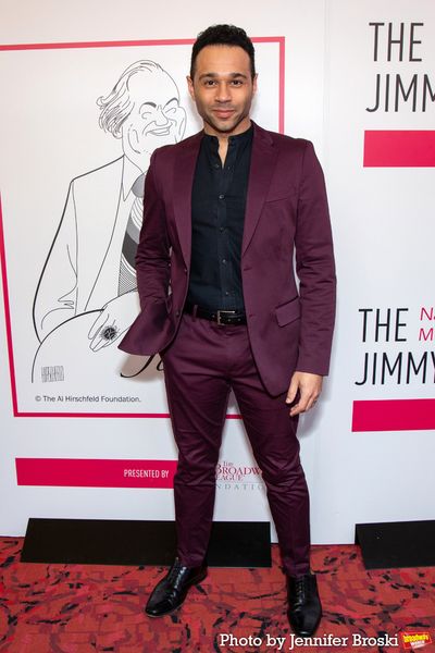 Corbin Bleu Photo