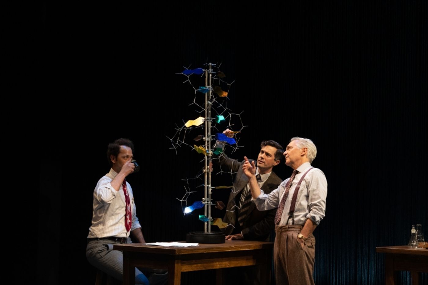 Review: PHOTOGRAPH 51 at Berkshire Theatre Group  Image