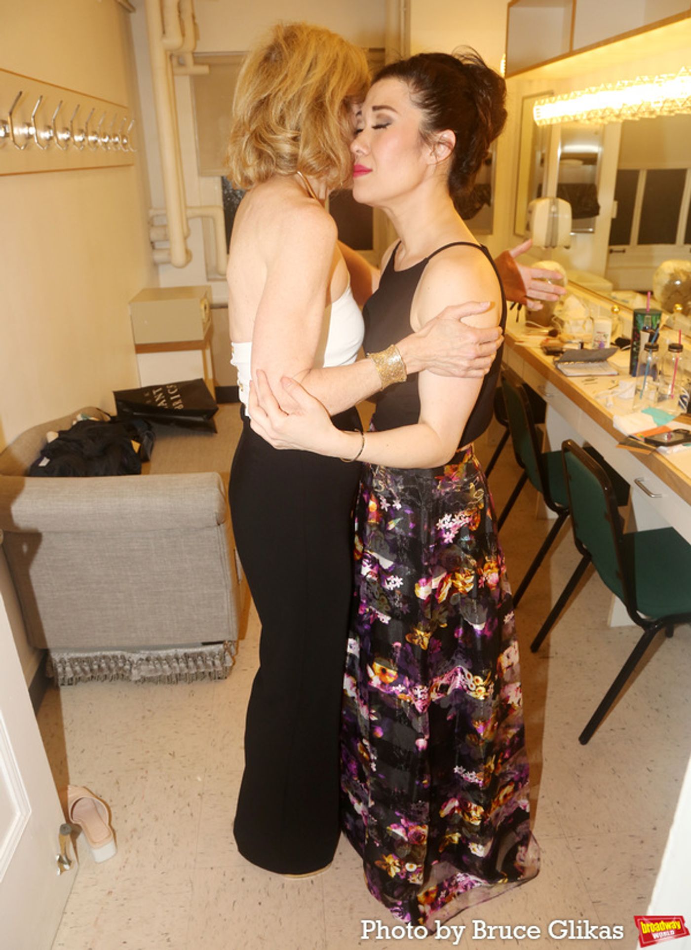 Exclusive Photos: Victoria Clark and Jose Llana Visit Backstage at THE LIGHT IN THE PIAZZA  Image