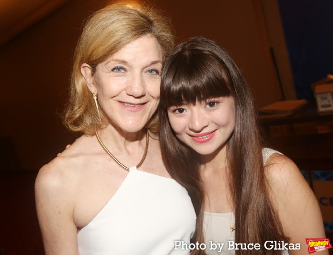 Exclusive Photos: Victoria Clark and Jose Llana Visit Backstage at THE LIGHT IN THE PIAZZA  Image