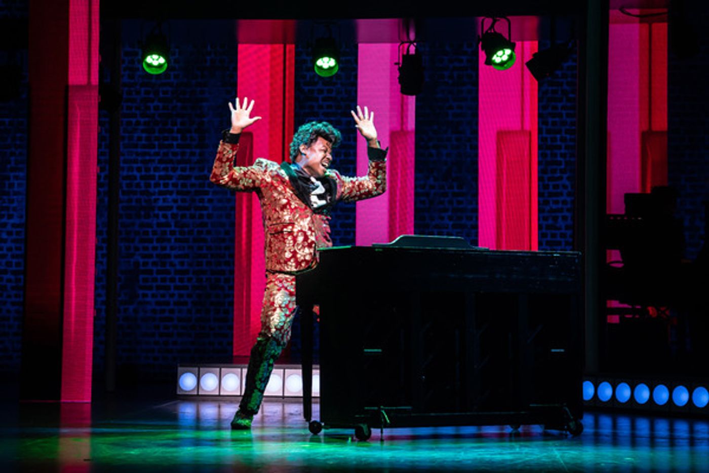 Photos & Video: First Look at PERSONALITY: THE LLOYD PRICE MUSICAL in Chicago  Image