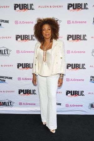 Lorraine Toussaint @ BroadwayWorld Lorraine Toussaint Photo