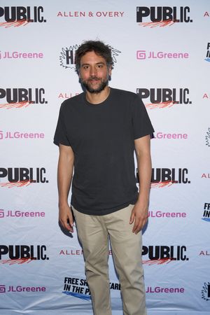 Josh Radnor                                Photo