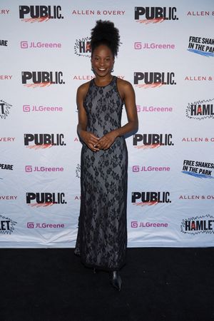  Latoya Edwards                               Photo