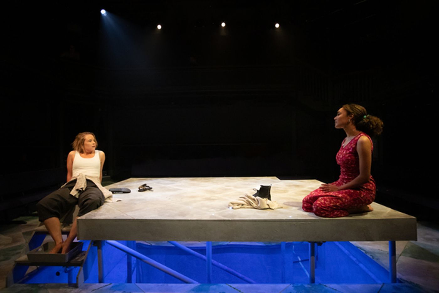 Photos: First Look at THE SWELL World Premiere at Orange Tree Theatre  Image