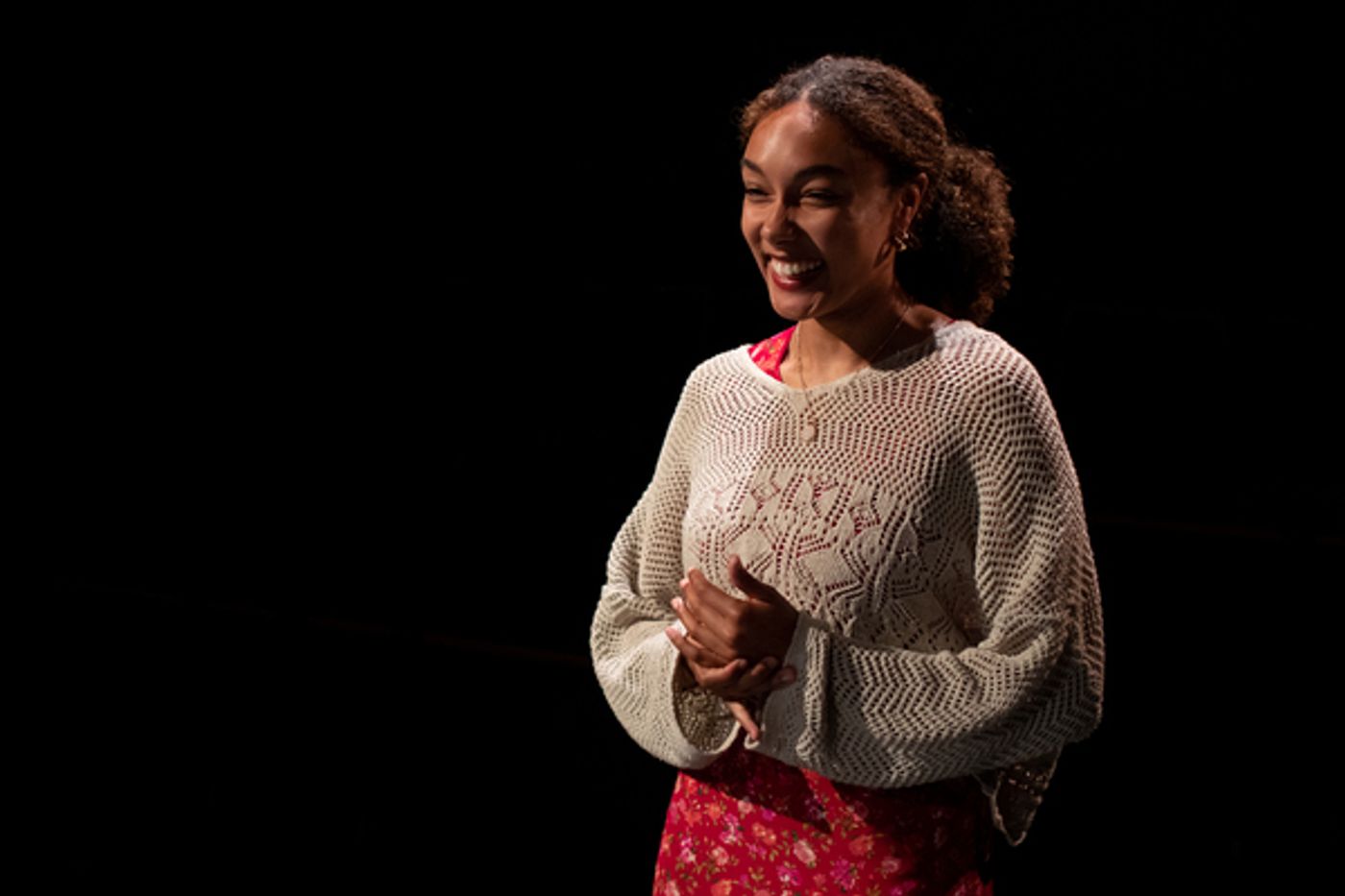 Photos: First Look at THE SWELL World Premiere at Orange Tree Theatre  Image
