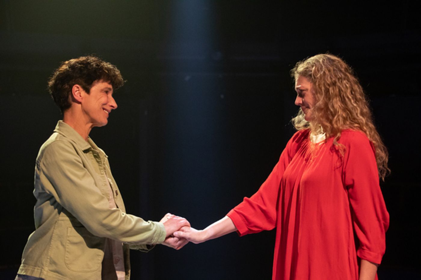 Photos: First Look at THE SWELL World Premiere at Orange Tree Theatre  Image