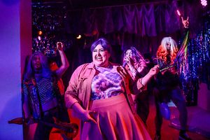 David Lipschutz, Jennifer Ledesma, Maddison Denault and Nicky Mendelsohn @ BroadwayWorld David Lipschutz, Jennifer Ledesma, Maddison Denault and Nicky Mendelsohn Photo