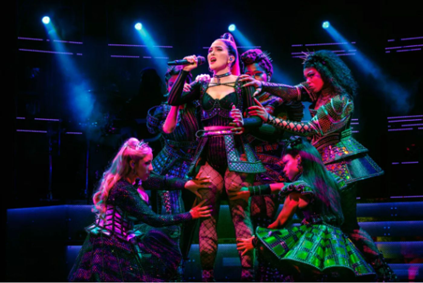 Review: All Hail The Queens of SIX at San Diego Civic Theatre  Image