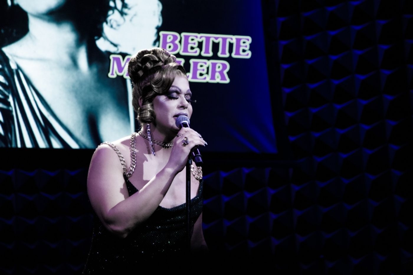 Review: ALEXIS MICHELLE Aces Joe's Pub Debut  Image