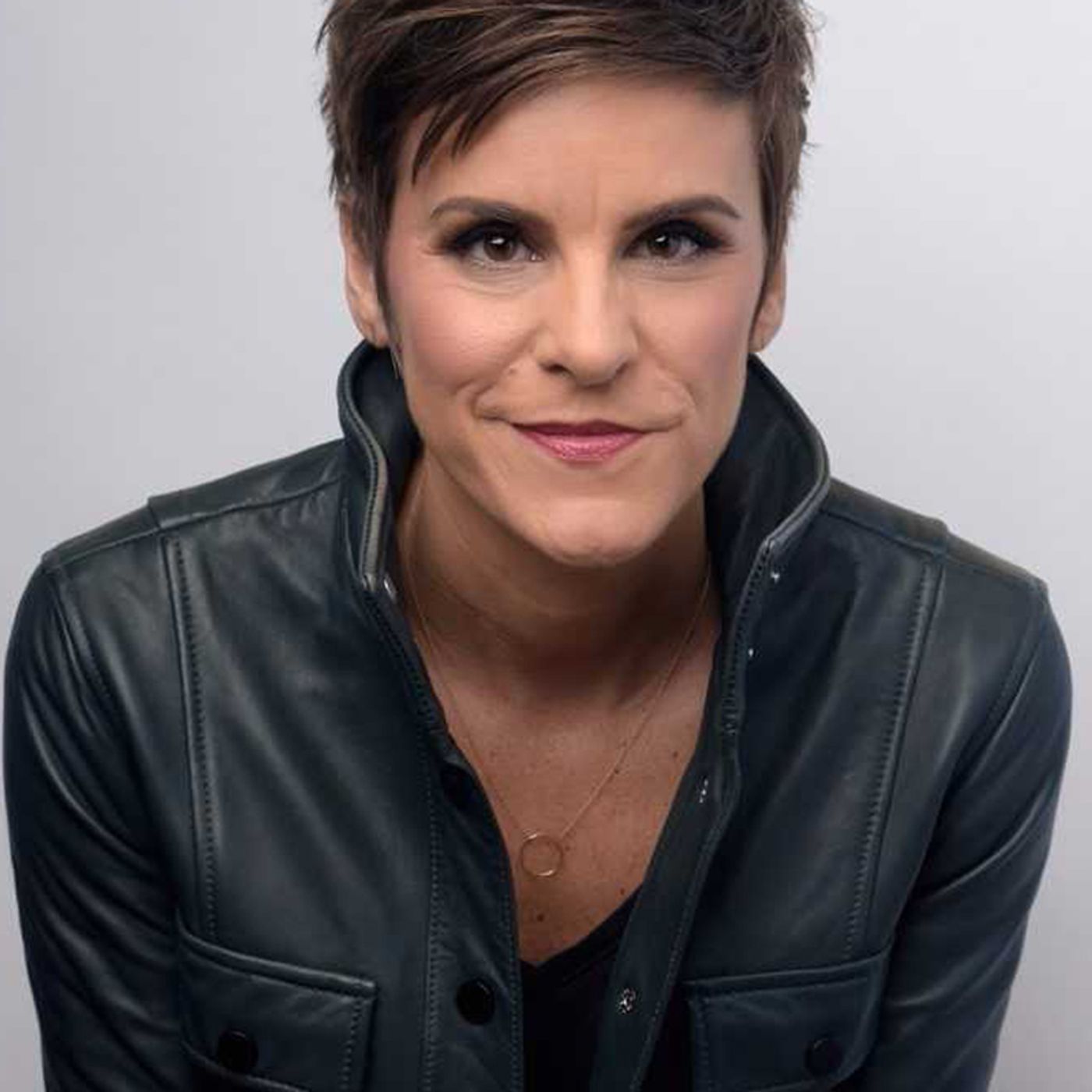 Review: JENN COLELLA - OUT AND PROUD at Feinstein's At The Nikko Review: JENN COLELLA - OUT AND PROUD at Feinstein's At The Nikko Image