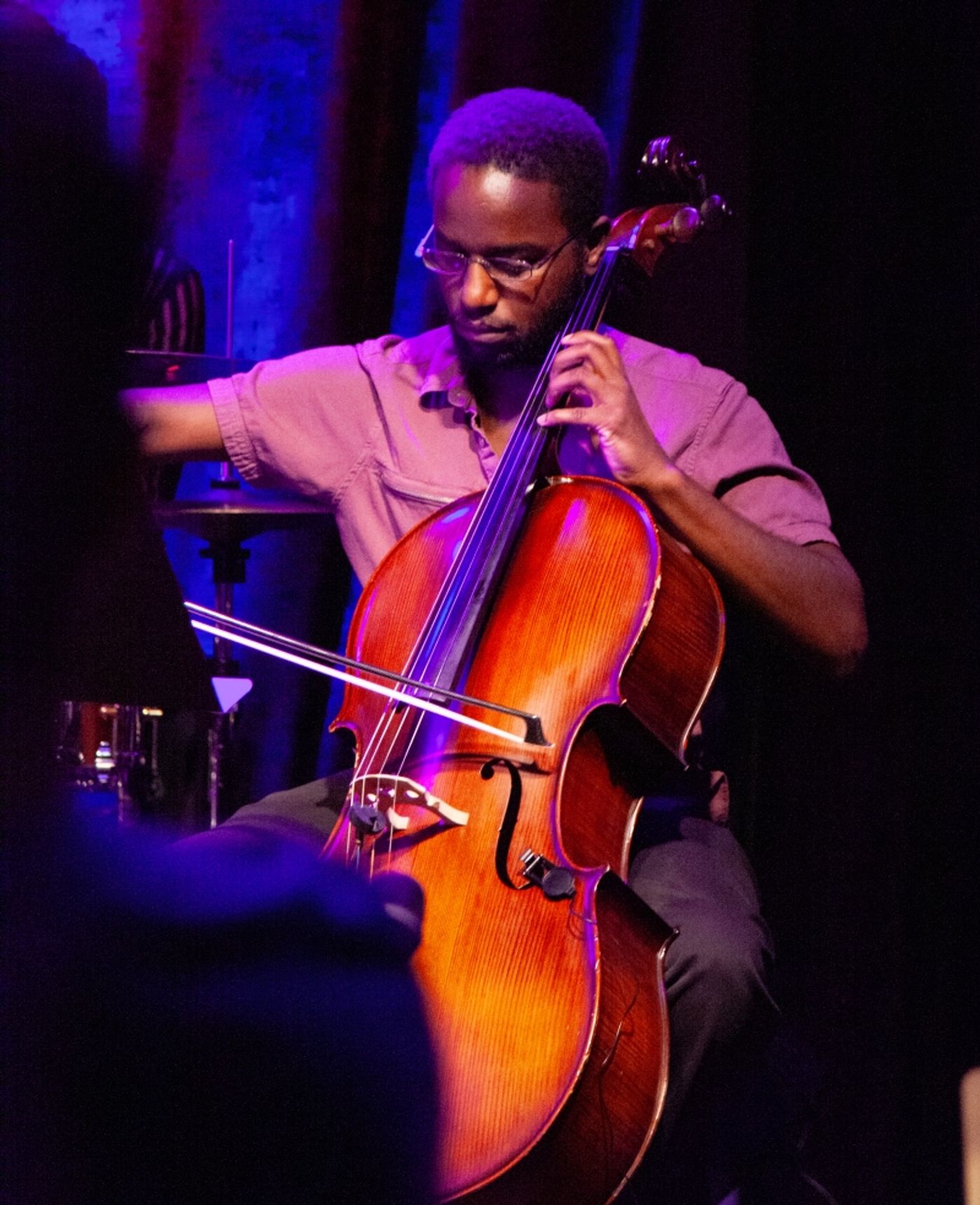 Review: Robbie Rozelle Returns To Birdland Theater With BRING ME GIANTS  Image