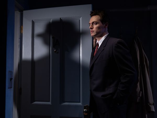 Photos: First Look at Erich Bergen, Mamie Gummer & More in DIAL M FOR MURDER at Bay Street Theater  Image