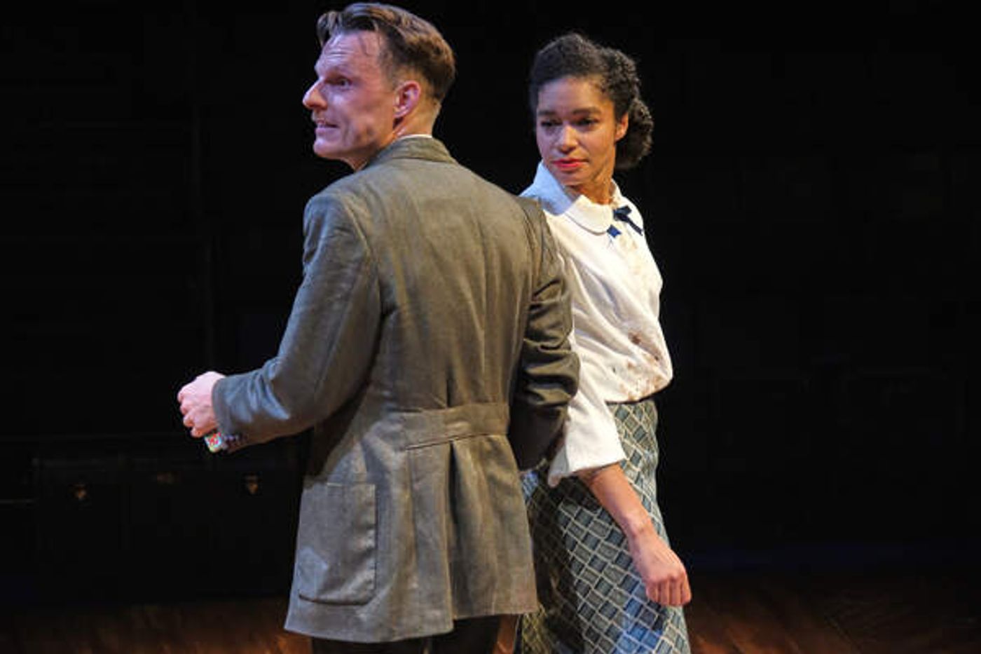Photos: First Look At THE 39 STEPS At The Stephen Joseph Theatre Scarborough  Image