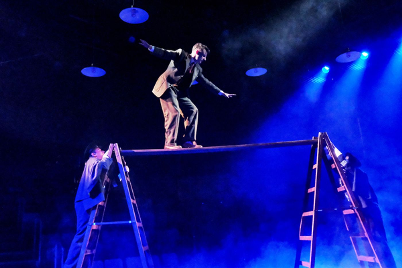 Photos: First Look At THE 39 STEPS At The Stephen Joseph Theatre Scarborough Photos: First Look At THE 39 STEPS At The Stephen Joseph Theatre Scarborough Image