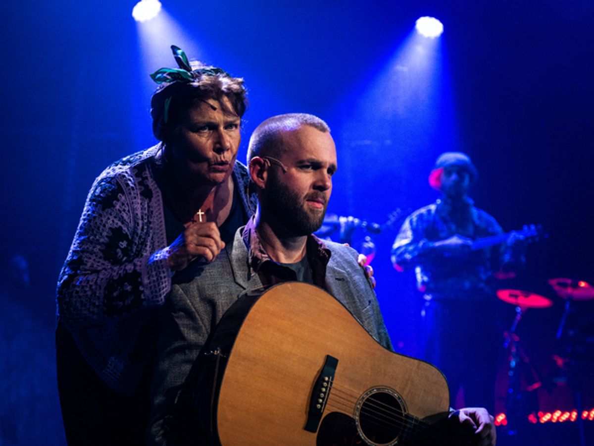 Fiona Bruce and Tomas Wolstenholme at 