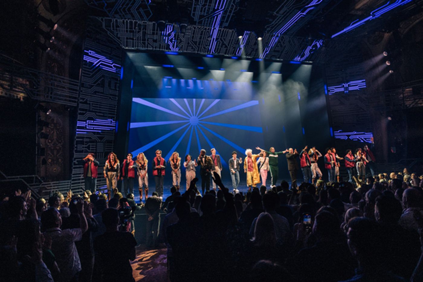 Photos: See BACK TO THE FUTURE: THE MUSICAL's First Preview Curtain Call  Image