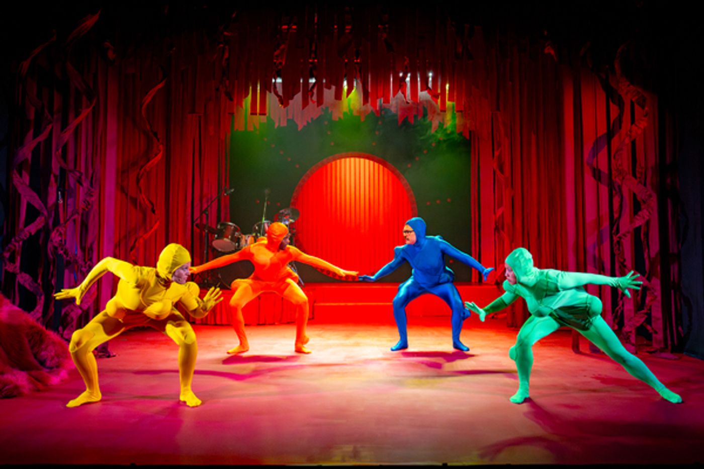 Photos: First Look at Polka Theatre's HAIRY at the Pavilion Theatre Photos: First Look at Polka Theatre's HAIRY at the Pavilion Theatre Image