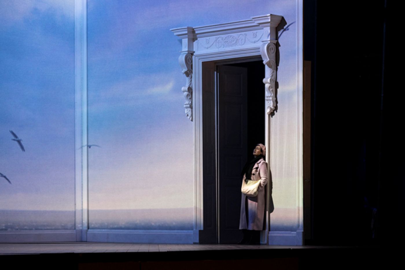 Review: IDOMENEO At Palais Theatre  Image