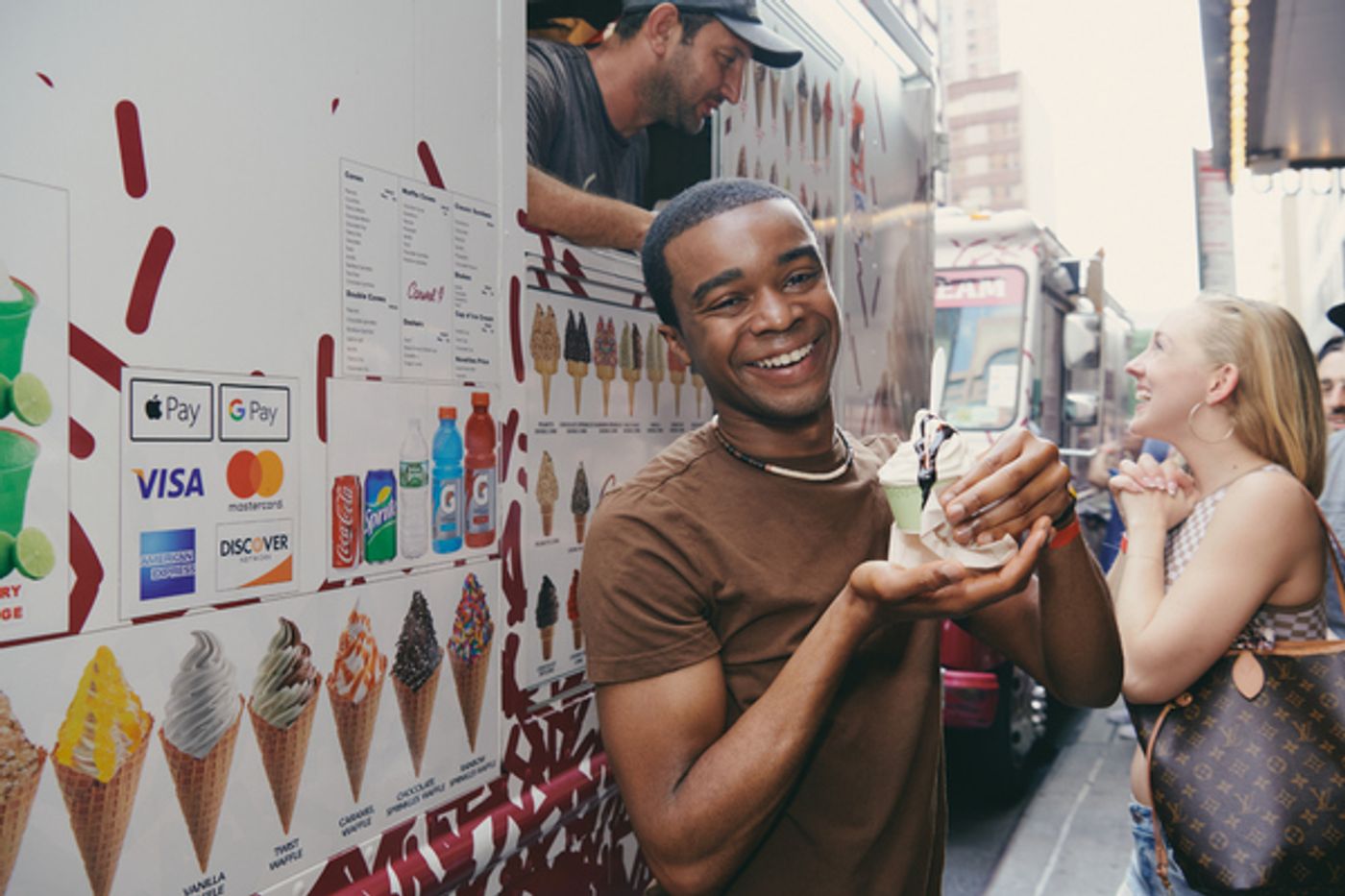 Photos: FUNNY GIRL Celebrates 500 Broadway Performances With A Visit From Carvel!  Image