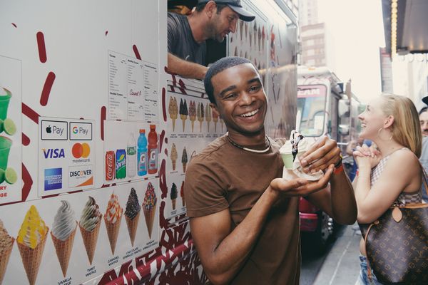 Curtis Holland Photo