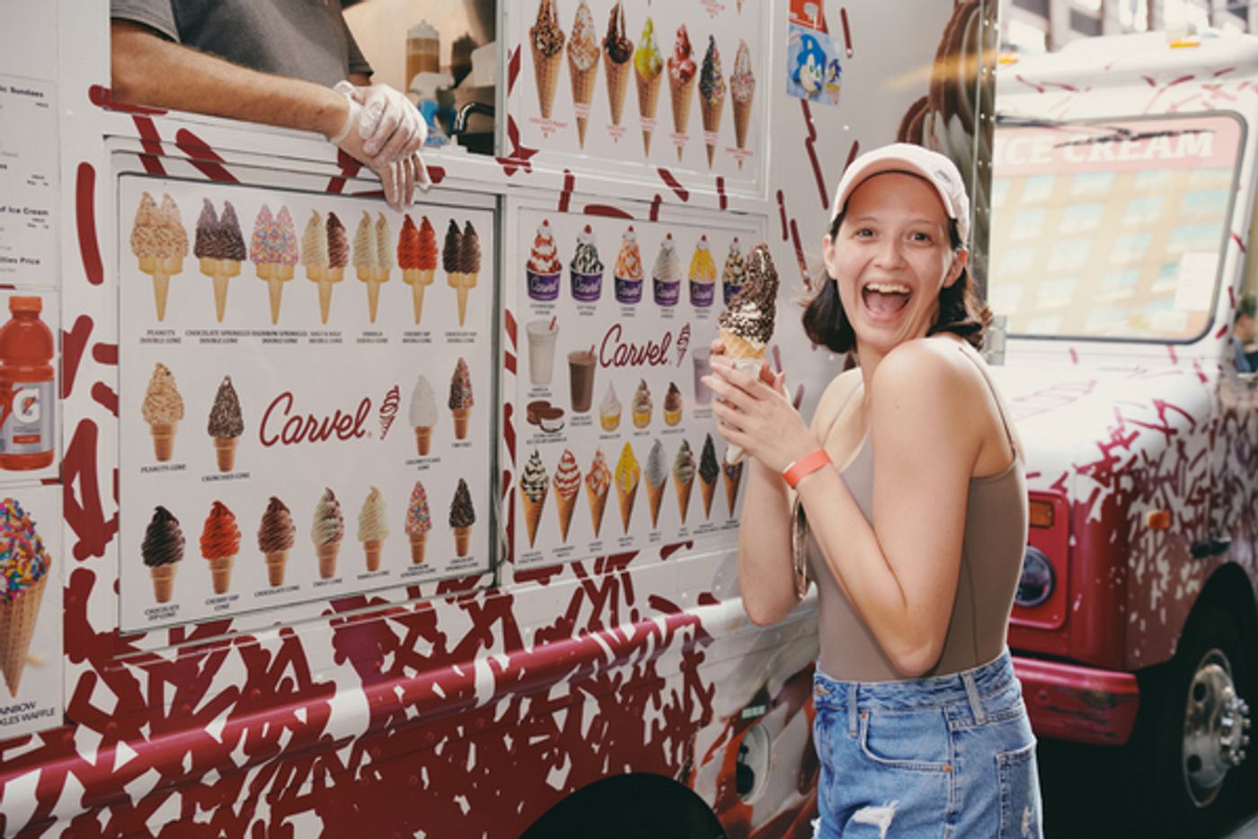 Photos: FUNNY GIRL Celebrates 500 Broadway Performances With A Visit From Carvel! Photos: FUNNY GIRL Celebrates 500 Broadway Performances With A Visit From Carvel! Image