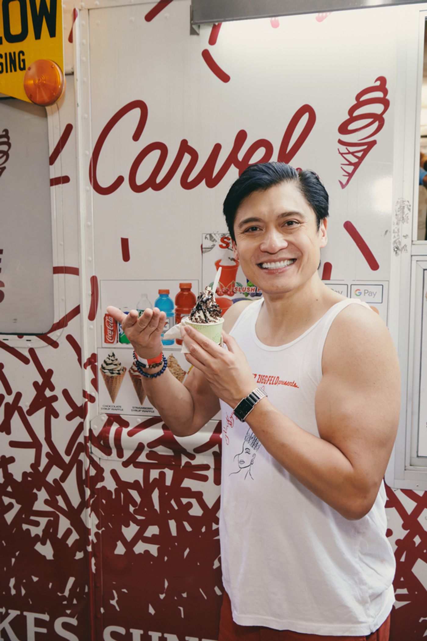 Photos: FUNNY GIRL Celebrates 500 Broadway Performances With A Visit From Carvel!  Image