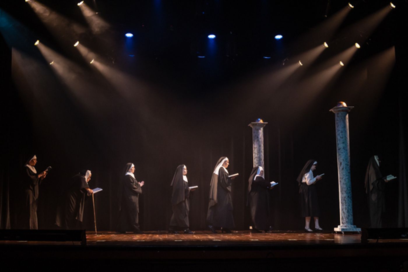 Photos: First Look at MTVarts' SISTER ACT  Image