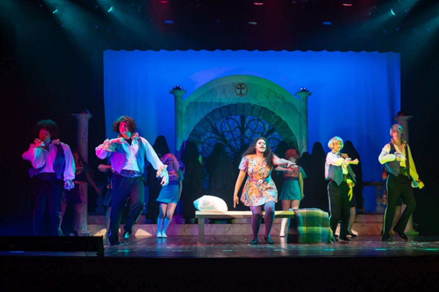 Photos: First Look at MTVarts' SISTER ACT  Image