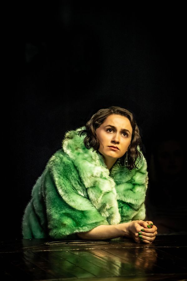 Photos: See New Images of Maude Apatow & Mason Alexander Park in CABARET at the Kit Kat Club — photo 10 of 12