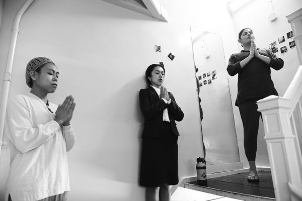 Nikki Calonge, Kristin Louie, Mahnaz Damania Photo