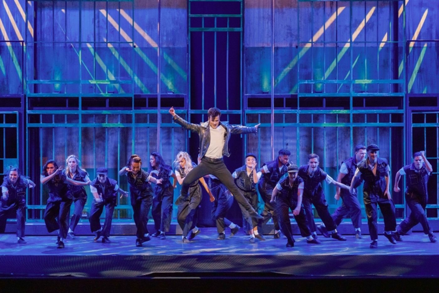 Review: ALL SHOOK UP at Crown Theatre Review: ALL SHOOK UP at Crown Theatre Image