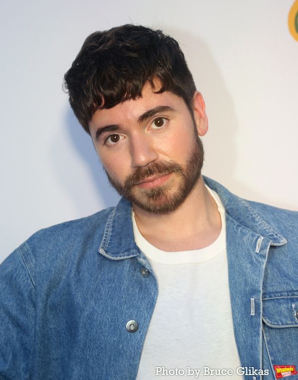 Noah Galvin Photo