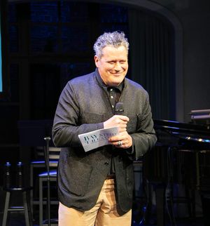 Isaac Mizrahi @ BroadwayWorld Isaac Mizrahi Photo
