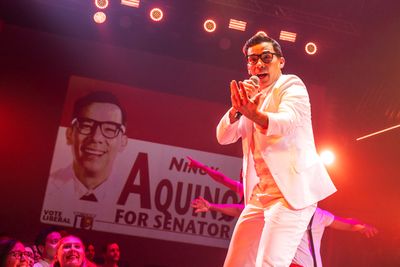 Conrad Ricamora (Ninoy Aquino)
 Photo