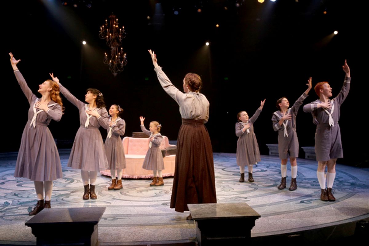 Desi Oakley and cast at 