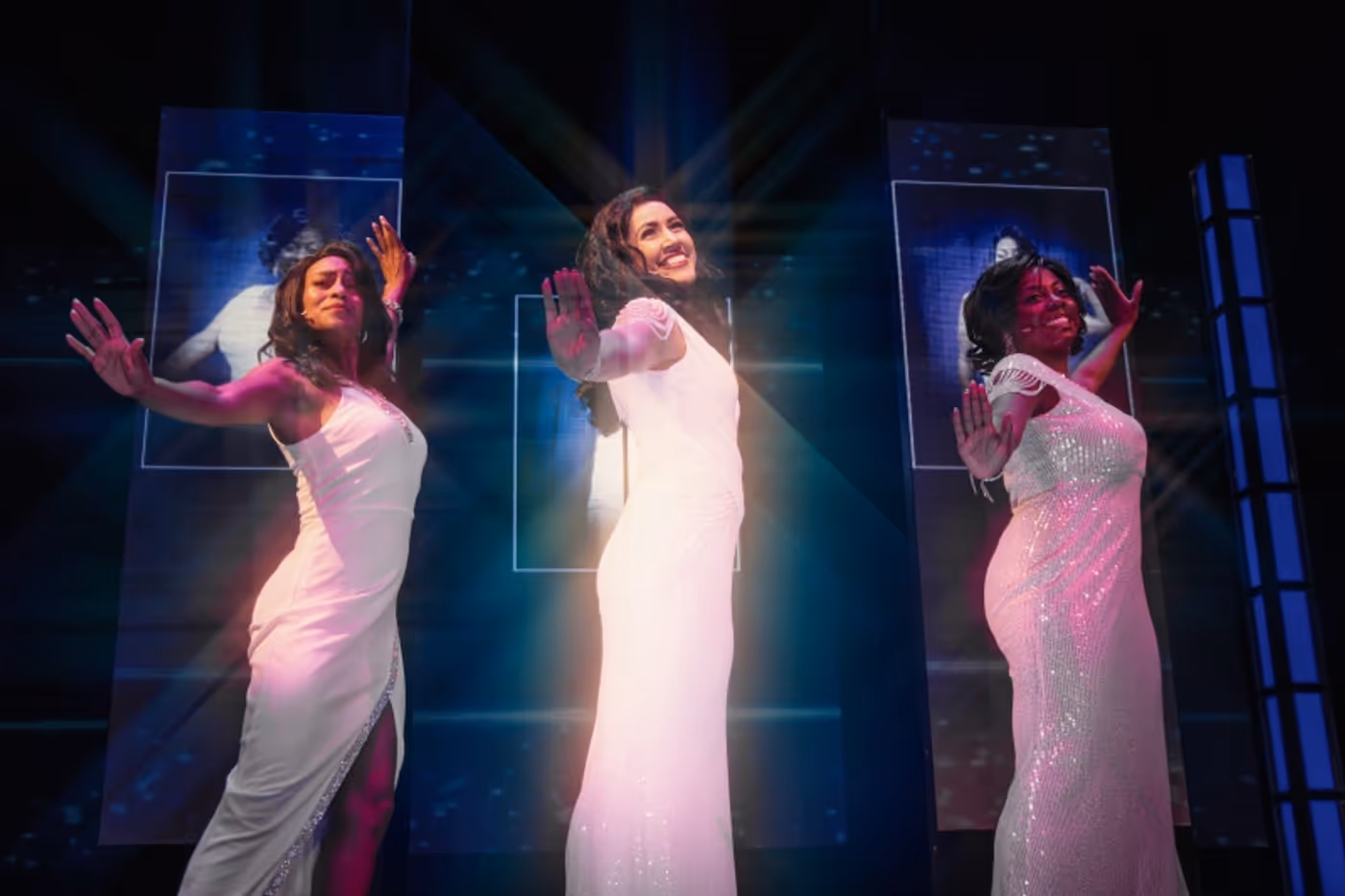 Review: DREAMGIRLS at New Theatre & Restaurant  Image