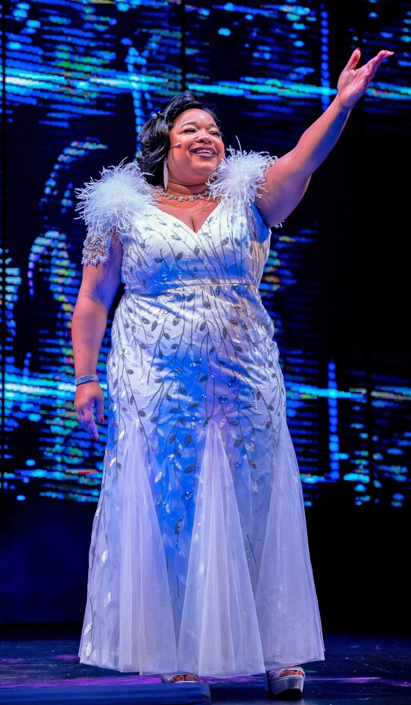 Review: DREAMGIRLS at New Theatre & Restaurant  Image