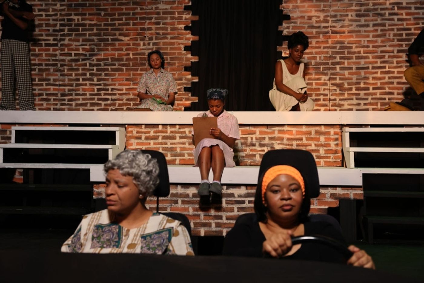 'Heartbreaking, breathtaking and powerful': Kenley Smith's FAN ME WITH A BRICK Provides a Fascinating Portrait of an American Family  Image