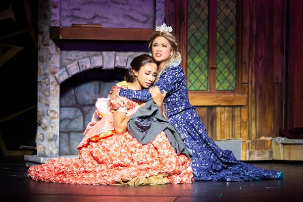 Camryn Hamm and Regina A. Fernandez Photo