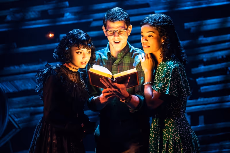 Review: BEETLEJUICE at Pantages Theatre Image