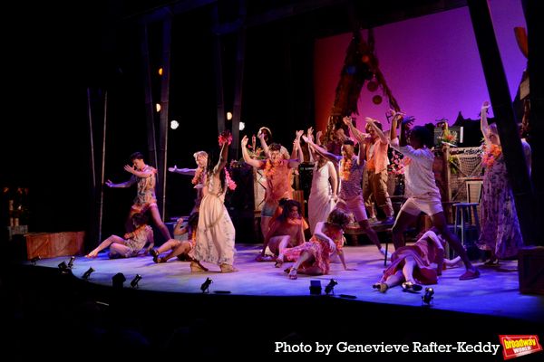 Photos: The Cast of ESCAPE TO MARGARITAVILLE Takes Opening Night Bows  Image