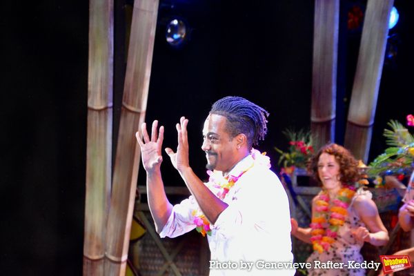 Photos: The Cast of ESCAPE TO MARGARITAVILLE Takes Opening Night Bows  Image