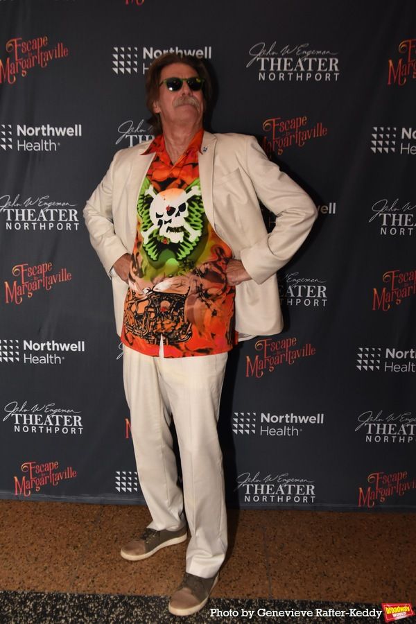 Photos: The Cast of ESCAPE TO MARGARITAVILLE Celebrates Opening Night  Image