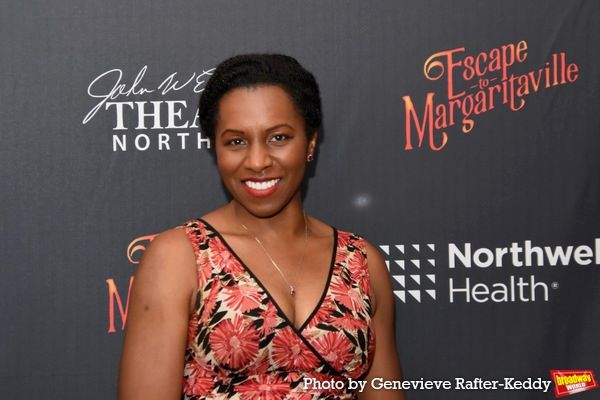 Photos: The Cast of ESCAPE TO MARGARITAVILLE Celebrates Opening Night  Image