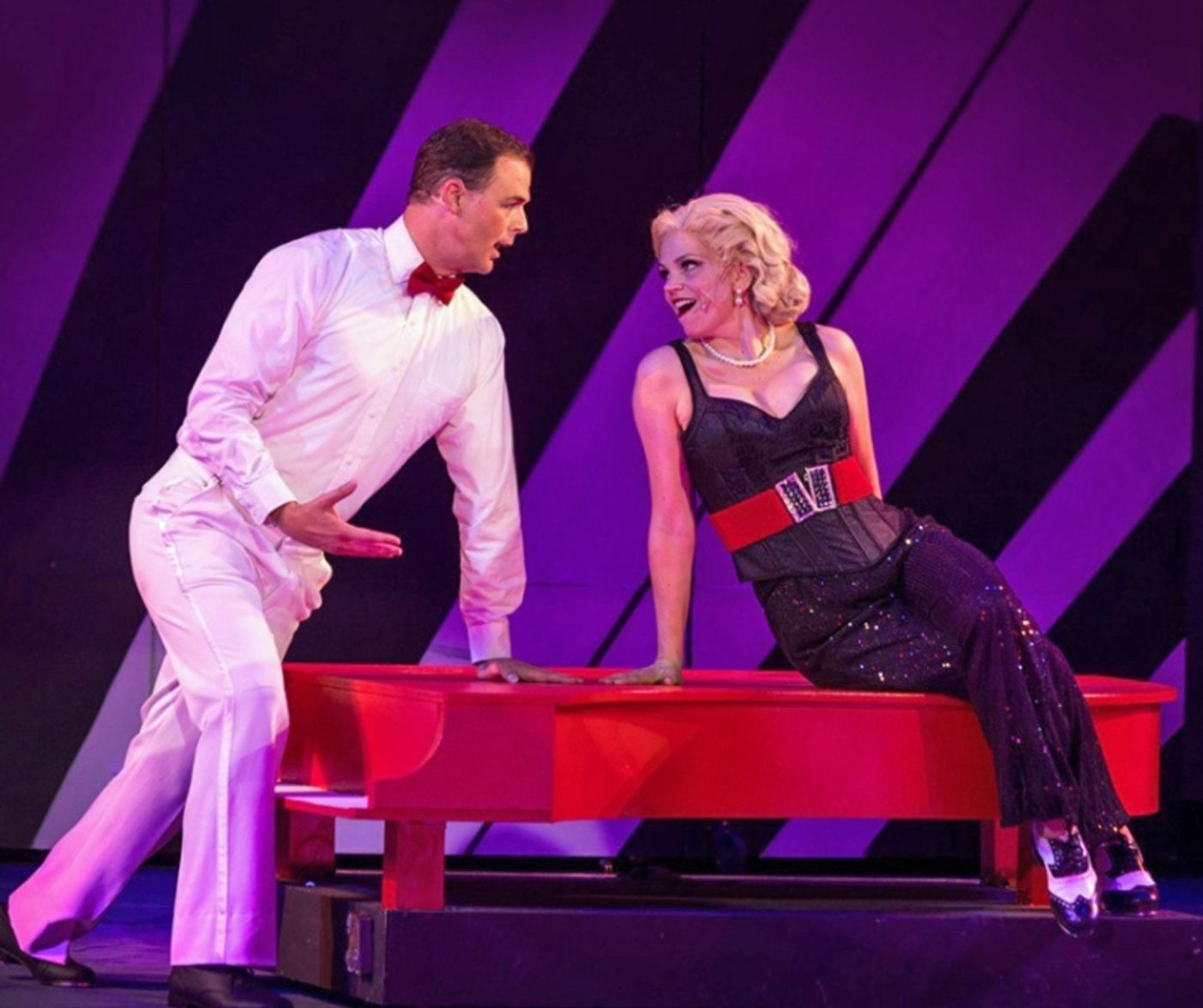 Review: IRVING BERLIN'S WHITE CHRISTMAS at Theatre In The Park  Image